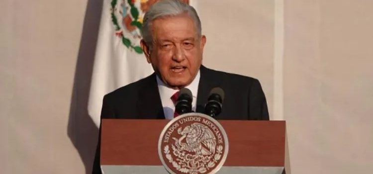 Da López Obrador positivo a covid