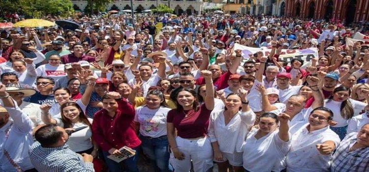Simpatizantes de Claudia Sheinbaum llenan el centro de Colima
