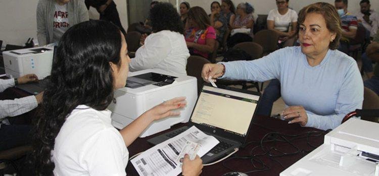 Actualizarán en Colima licencias de conducir del sector educativo
