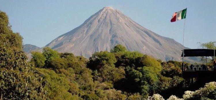 Volcán de Colima registra sismo de alta frecuencia
