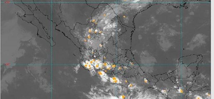 Zona de Baja Presión en el Océano Pacífico tiene en alerta a Colima
