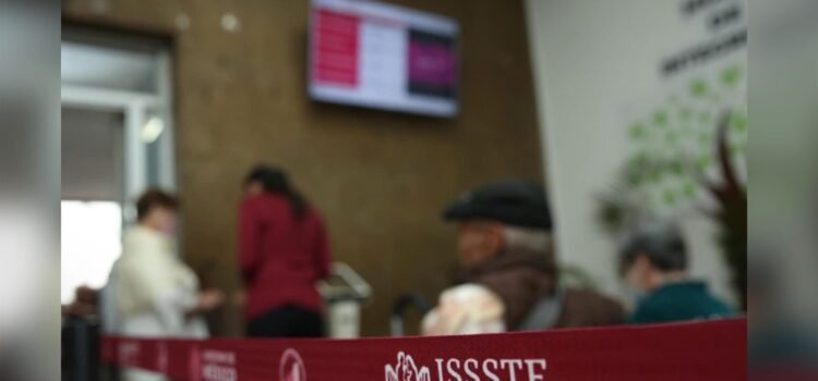 SNTE Sección 6 en Colima rechaza reforma al ISSSTE