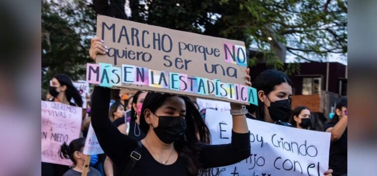 Feministas convocan a marcha del 8M en Colima, represión no las detendrá