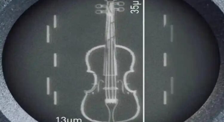 Crean violín microscópico … más delgado que un cabello humano