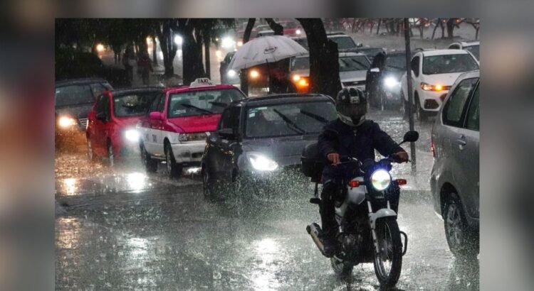 Huracán Bárbara, Colima alerta por lluvias y vientos intensos