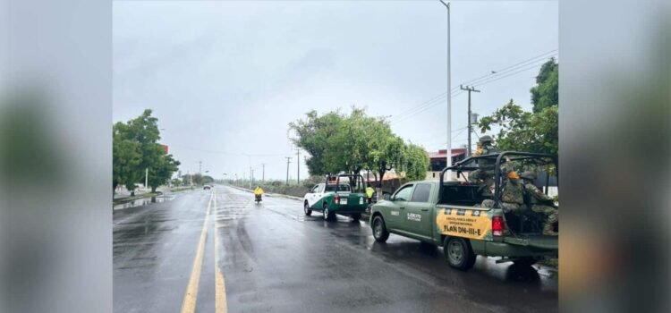 Ejército activa Plan DN-III en playas de Colima tras impacto de “Dalila” Ejército activa Plan DN-III en playas de Colima tras impacto de “Dalila”