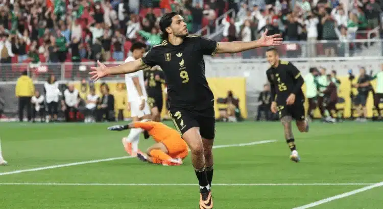 México sufre y derrota con lo mínimo a Honduras