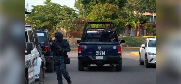 Mujer atrapada en su propia casa durante tres días pide auxilio vía aplicación en Colima