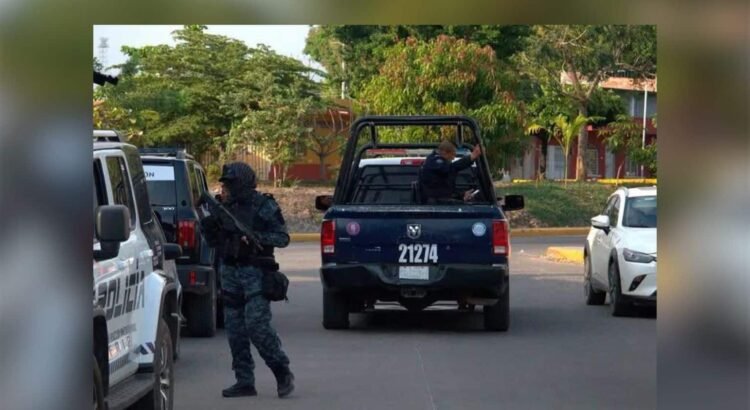 Mujer atrapada en su propia casa durante tres días pide auxilio vía aplicación en Colima