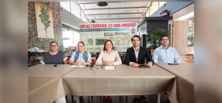 Frenan viviendas del Bienestar en Manzanillo; juez ordena suspensión provisional