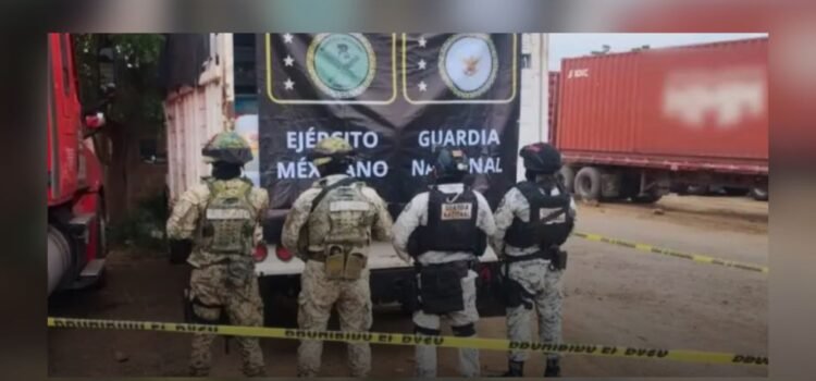 Incautan en Colima mil 100 litros de huachicol
