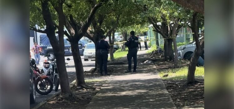 Hombre asesinado cerca del Poder Judicial en Colima