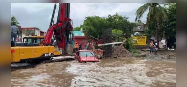 Inundaciones en Manzanillo por lluvias intensas mantienen en alerta a PC
