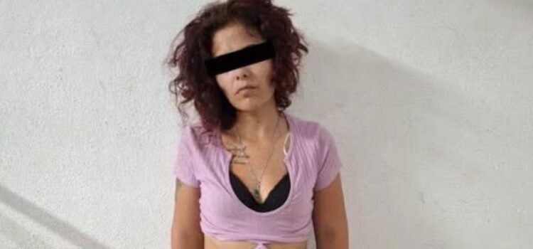 Cae “La China”, presunta operadora del CJNG vinculada a ejecuciones y venta de droga en Manzanillo Cae “La China”, presunta operadora del CJNG vinculada a ejecuciones y venta de droga en Manzanillo