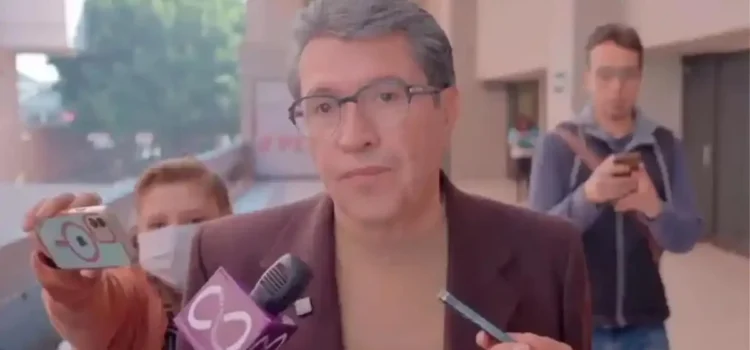 Deben Gobierno y Congreso “escuchar todas las voces”: Monreal Deben Gobierno y Congreso “escuchar todas las voces”: Monreal