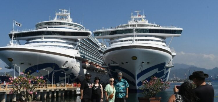 Prevén derrama económica superior a 6.7 mdp con la llegada de cruceros a Manzanillo