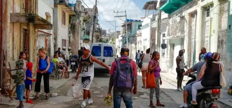 Cuba, paralizada por la chikunguña