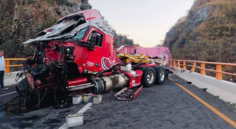 Accidentes viales empañan cierre del operativo decembrino en Colima Accidentes viales empañan cierre del operativo decembrino en Colima