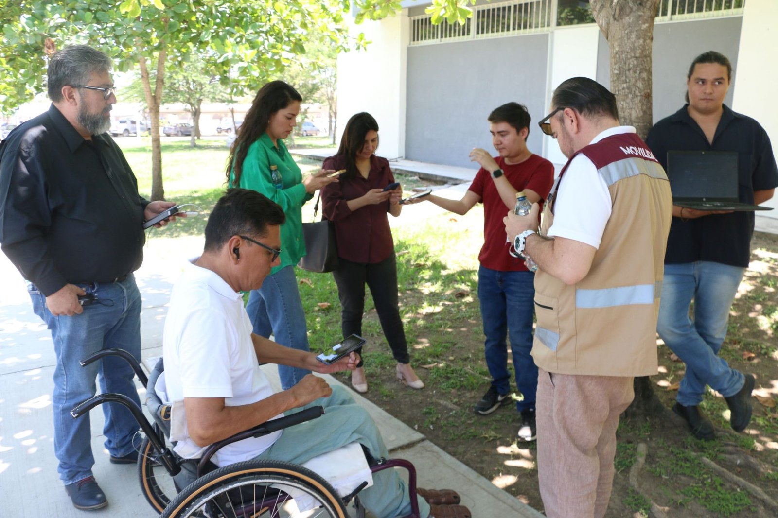 UdeC desarrolla app incluyente para transporte público en Colima