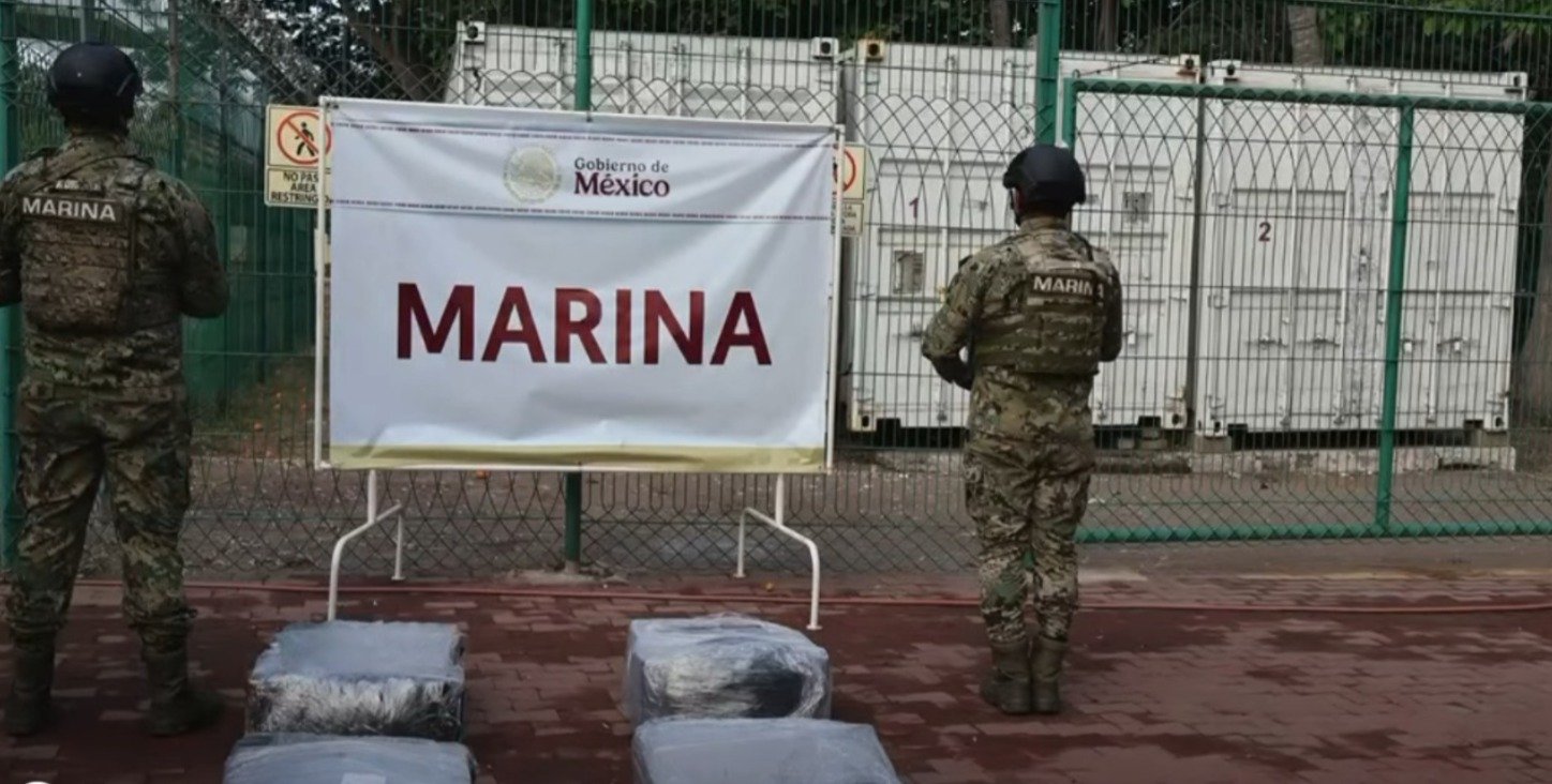 Decomisan cocaína oculta en carga de aires acondicionados en Manzanillo