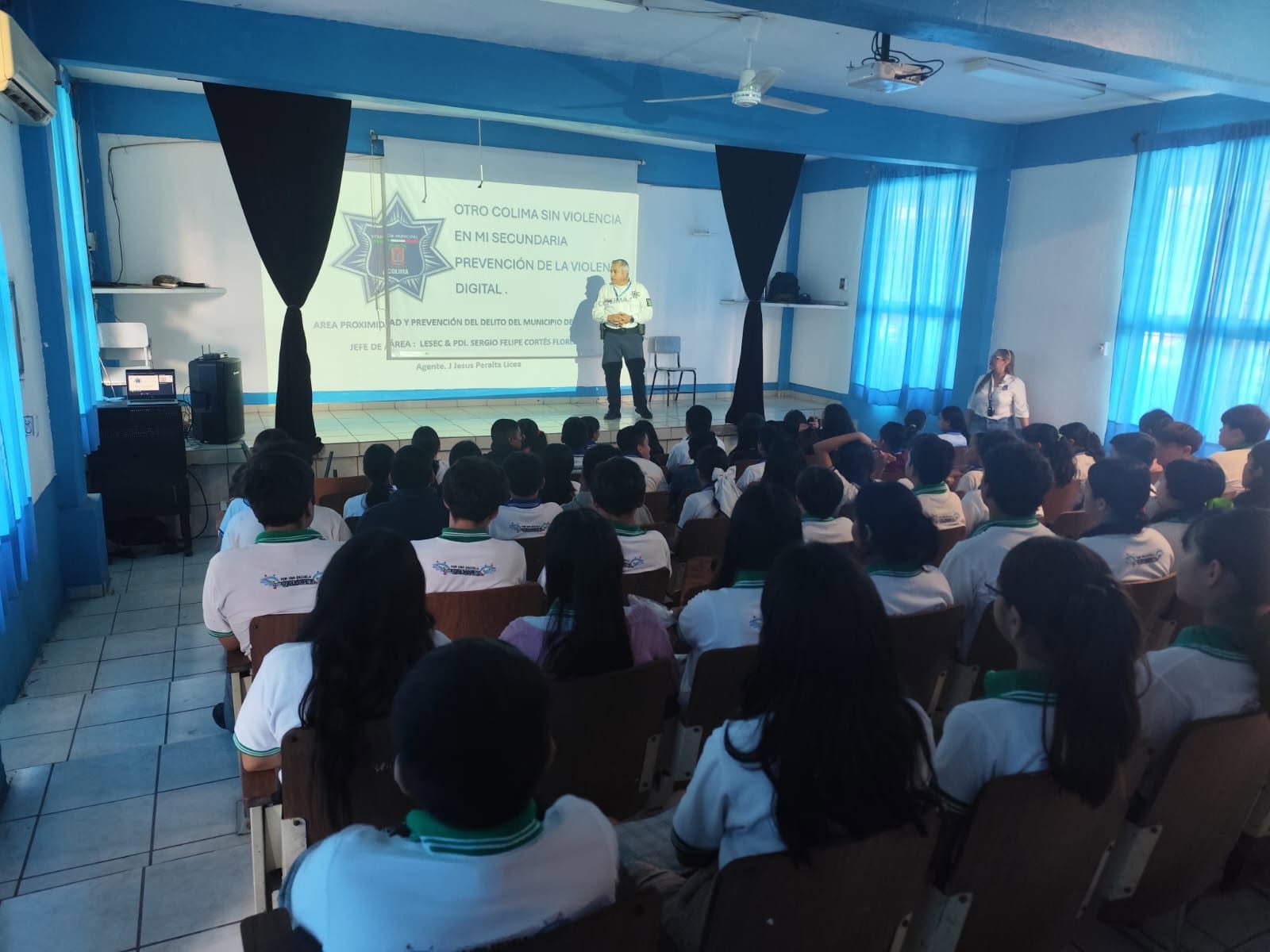 Buscan prevenir violencia digital desde las escuelas de Colima